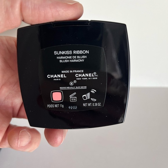 Chanel Sunkiss Ribbon Blush Harmony ULTRA RARE TO FIND -NEW NEVER USED - Picture 3 of 3